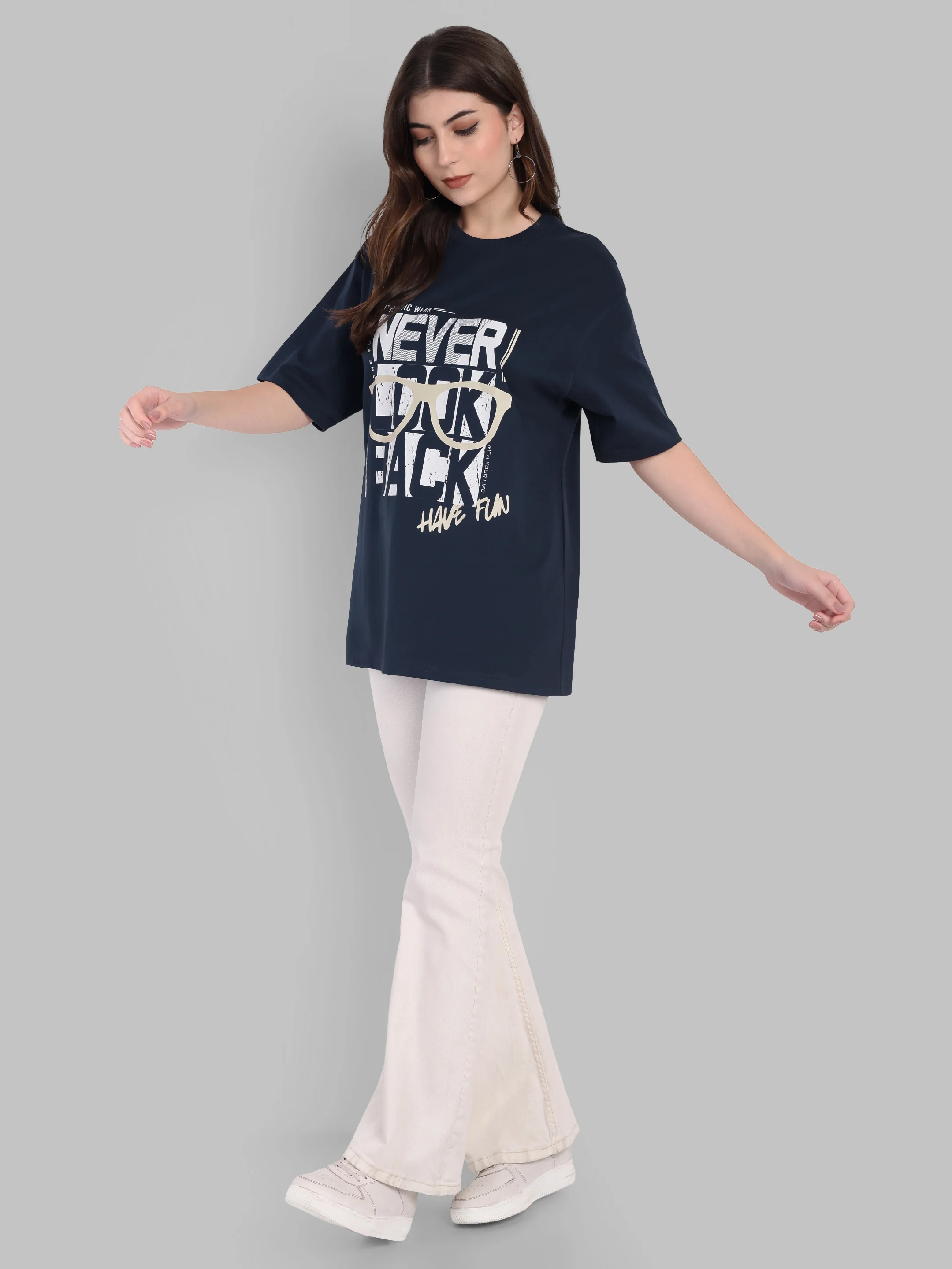 ecomm female shoot